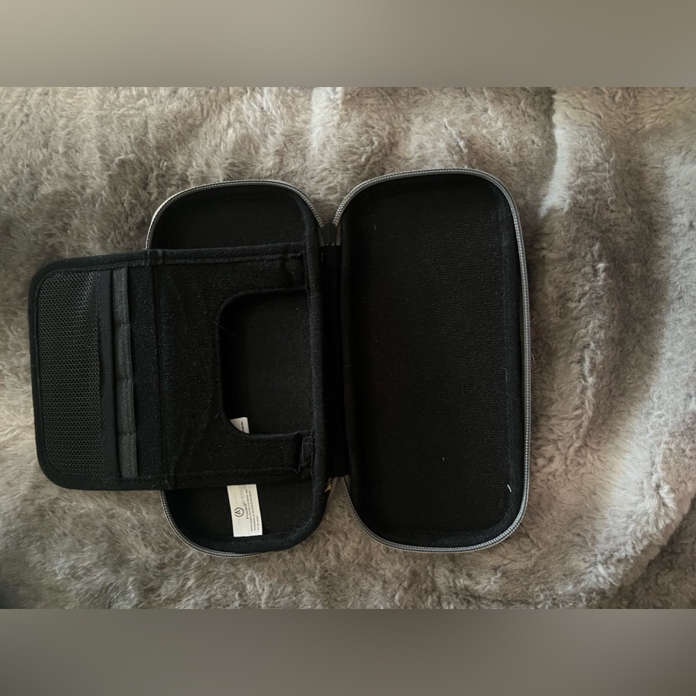 Nintendo switch case - Picture 2 of 2